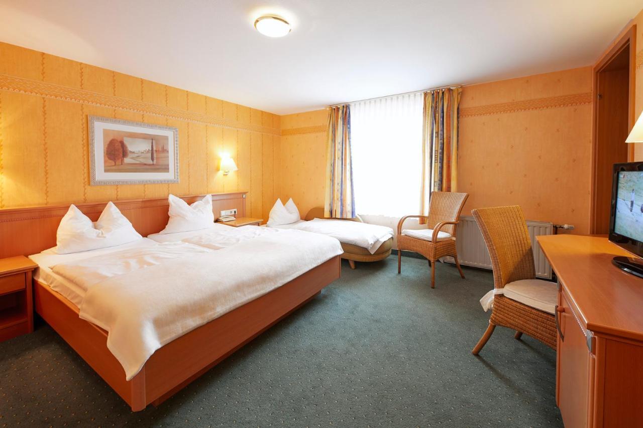 Goebel'S Gaestehaus Hotel Am Park Willingen  Exterior photo